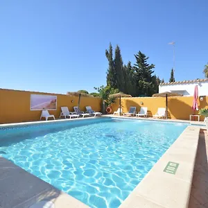 https://estudios-con-piscina-compartida-en-conil.hotelsincadiz.net